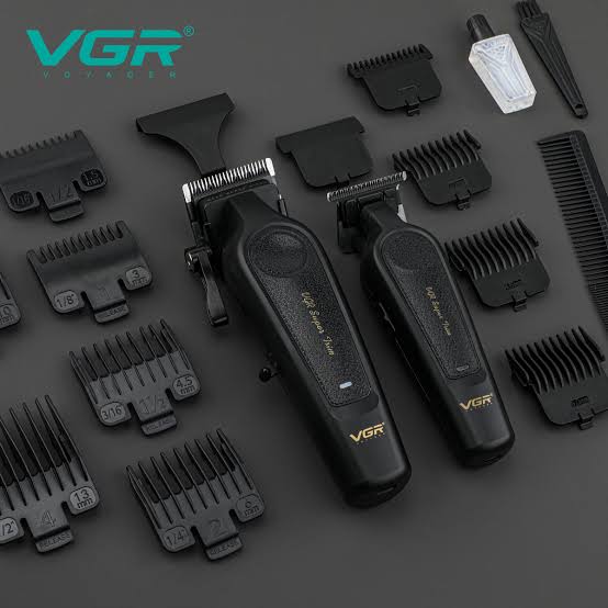 ست ماشین اصلاح وی جی آر مدل V-197 و V-995